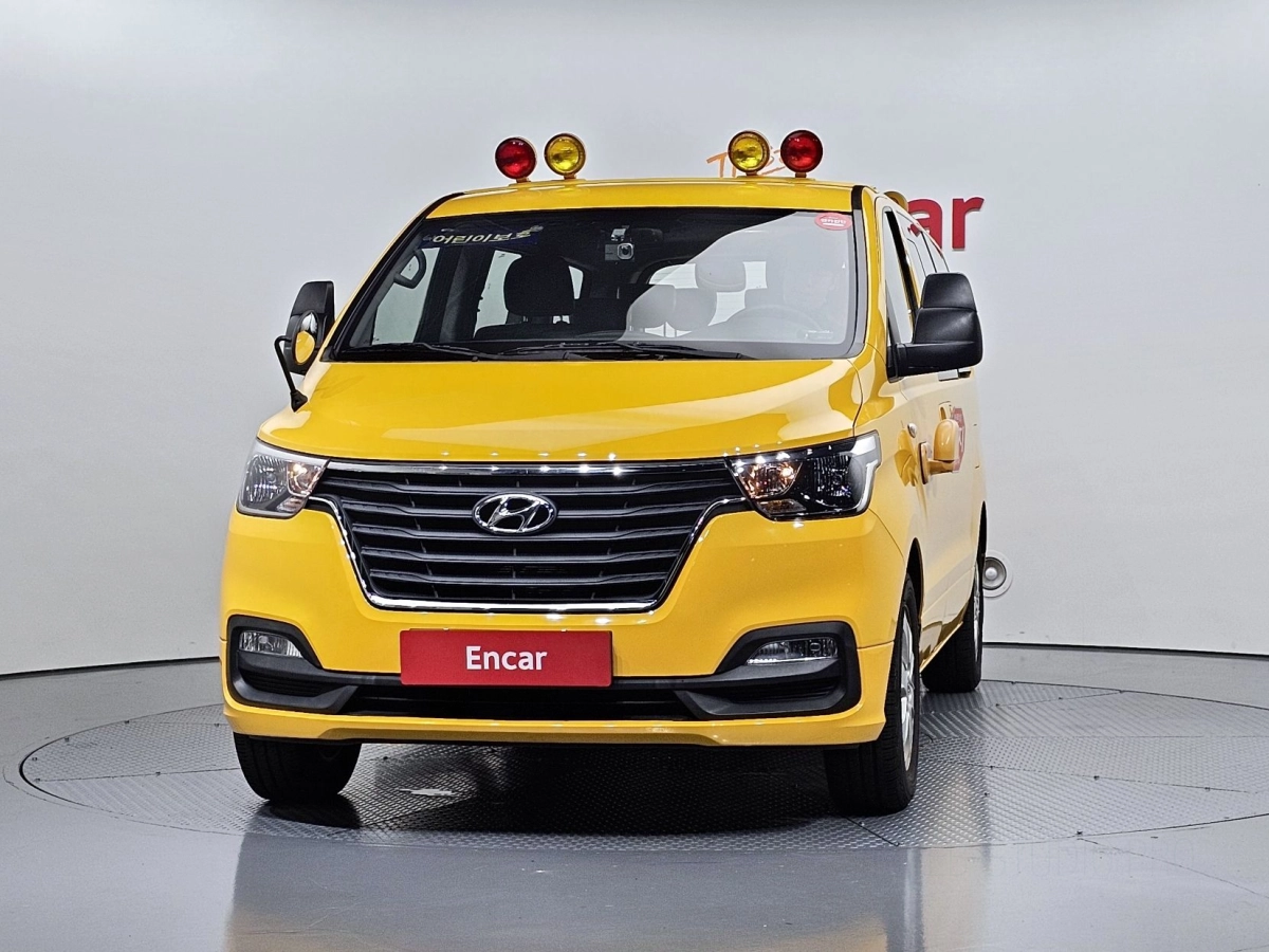 HYUNDAI STAREX GRAND