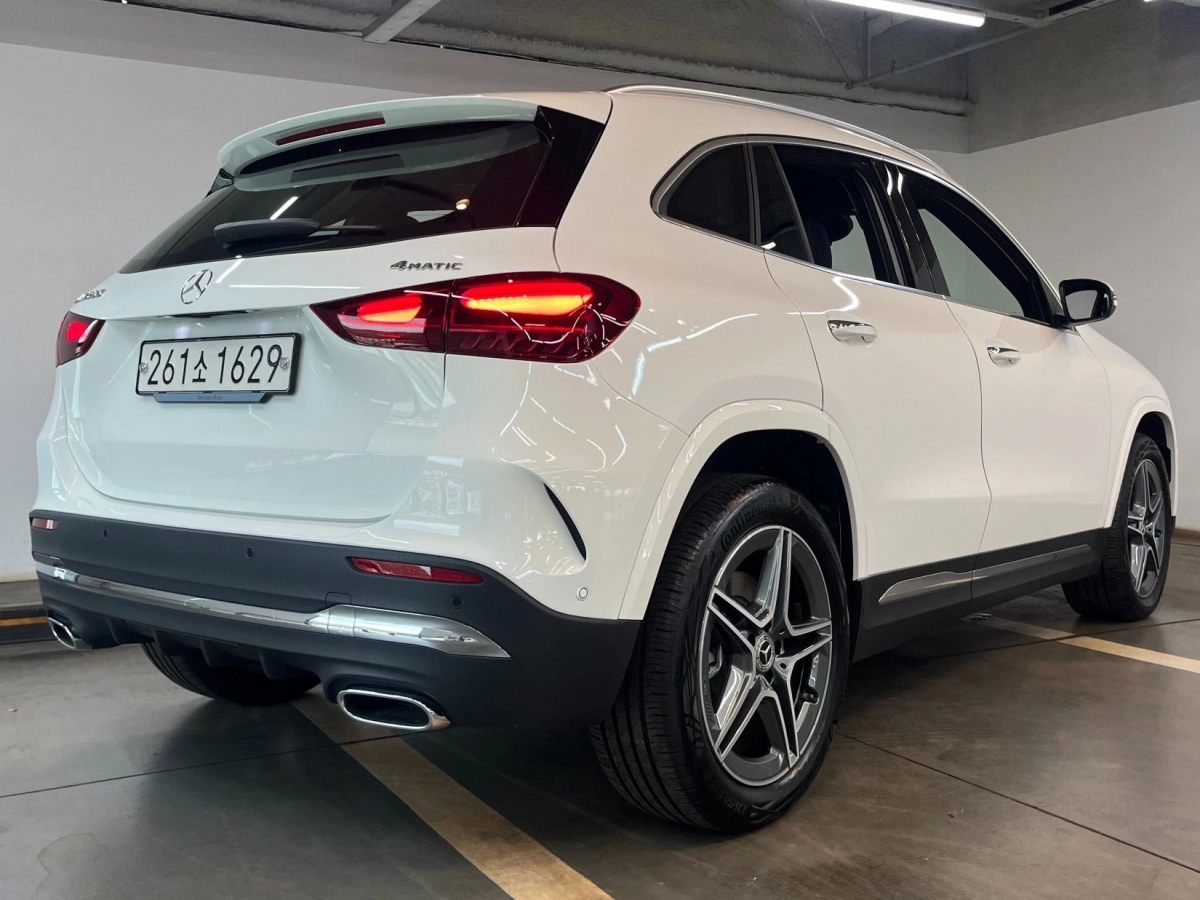 MERCEDES BENZ GLA-CLASS H247