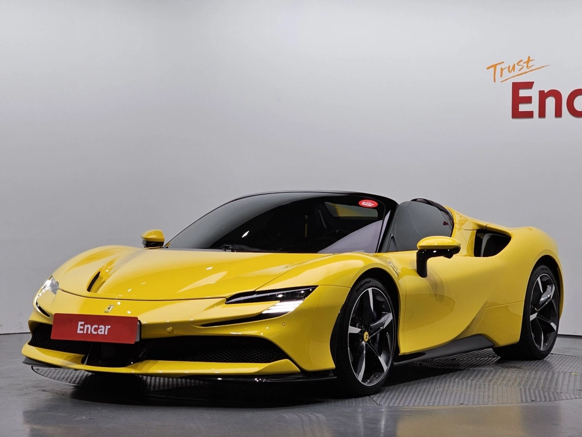 FERRARI SF90 SPIDER