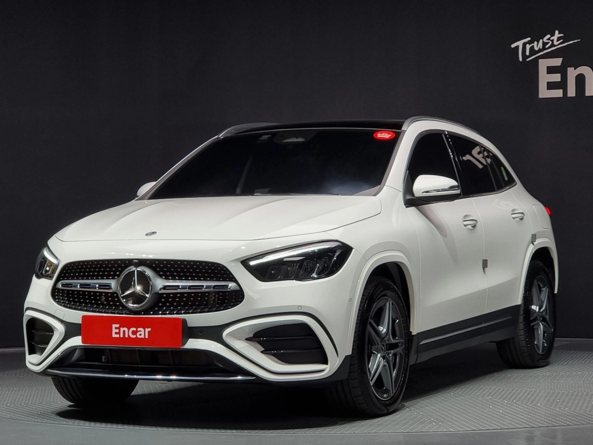 MERCEDES BENZ GLA-CLASS H247