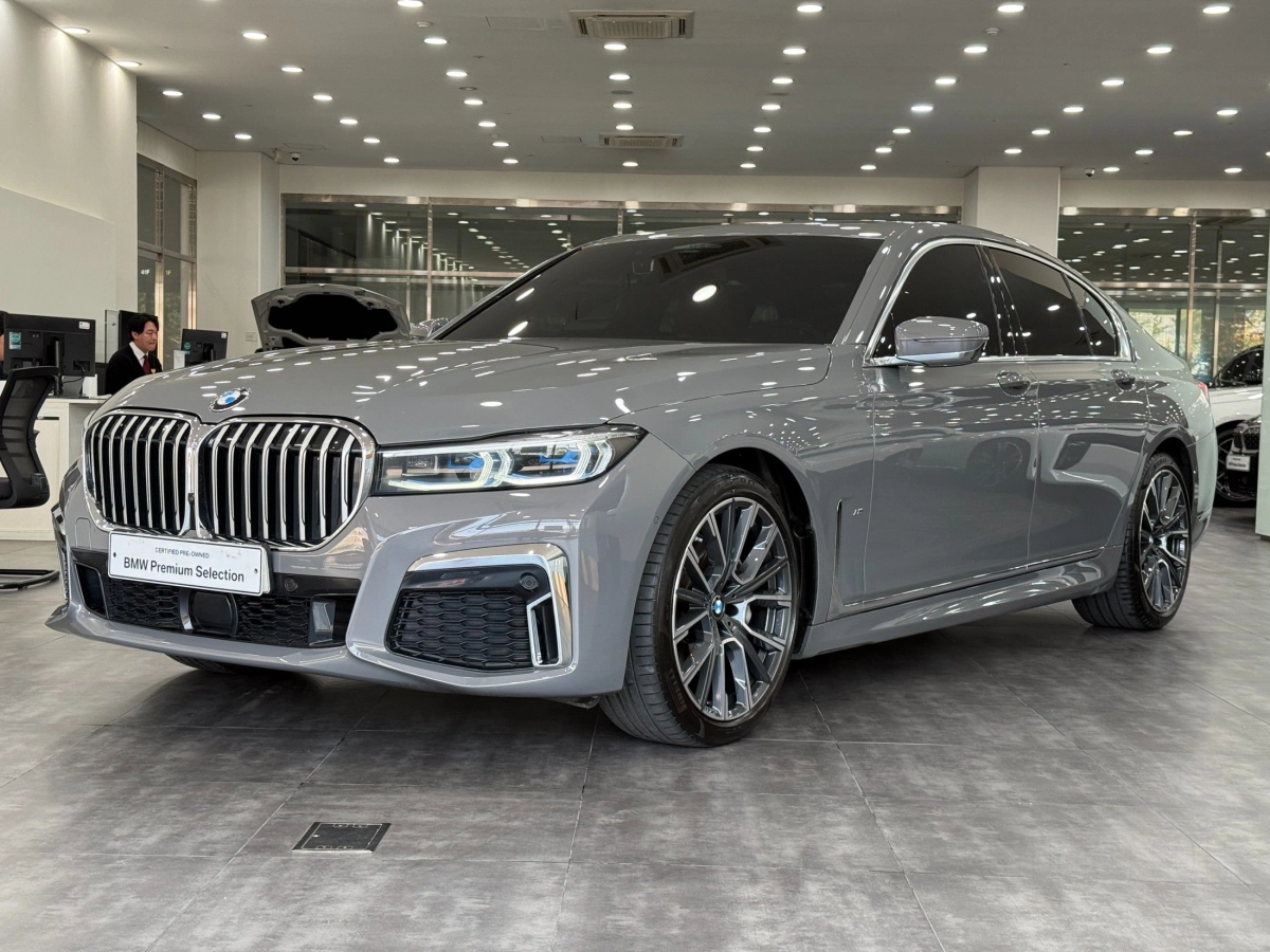 BMW 7-SERIES G11 2022