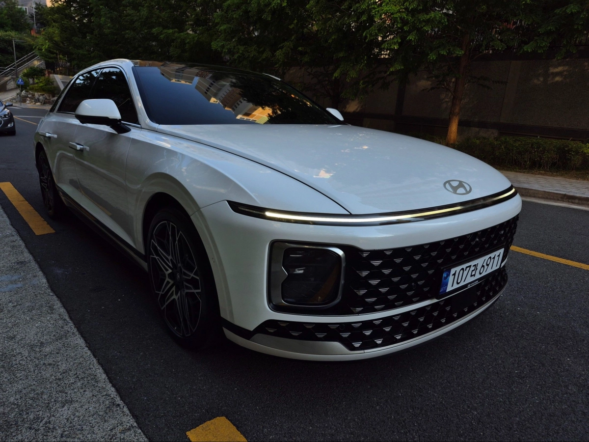 HYUNDAI GRANDEUR HYBRID GN7