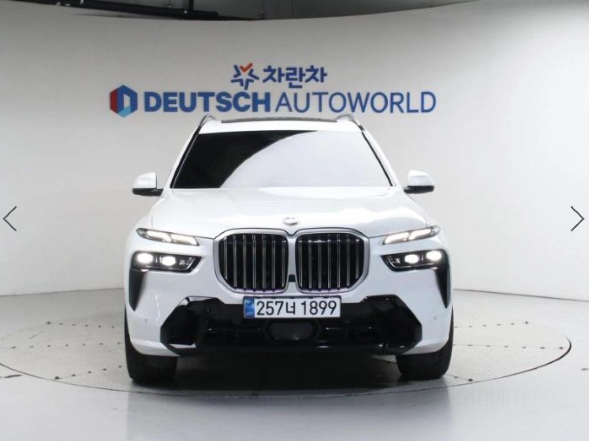 BMW X7 G07