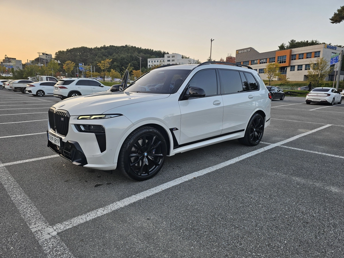 BMW X7 G07 2023