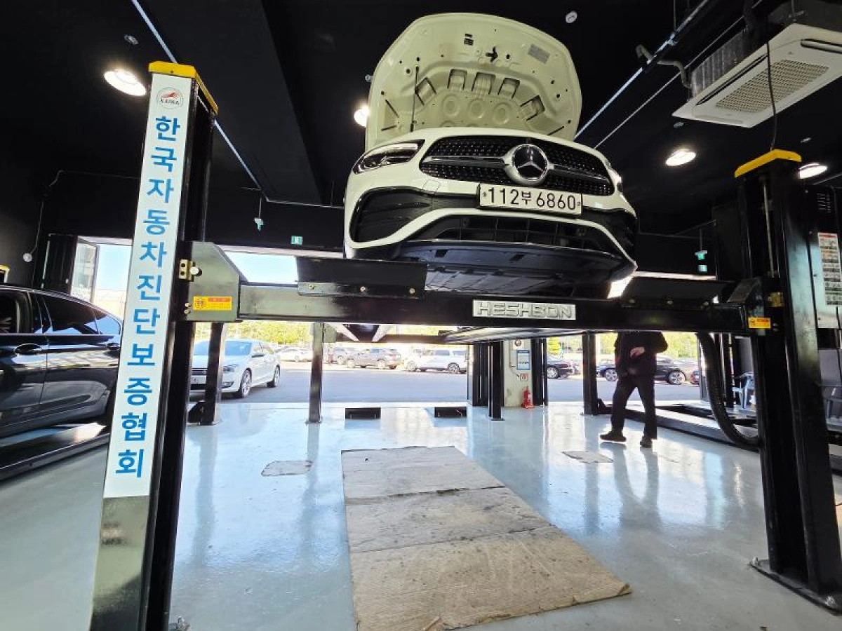 MERCEDES BENZ GLA-CLASS H247