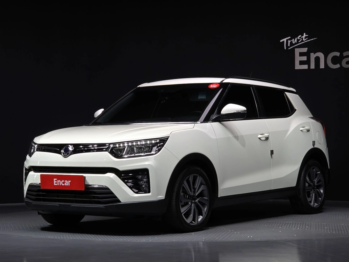 SSANGYONG TIVOLI VERY NEW  2019