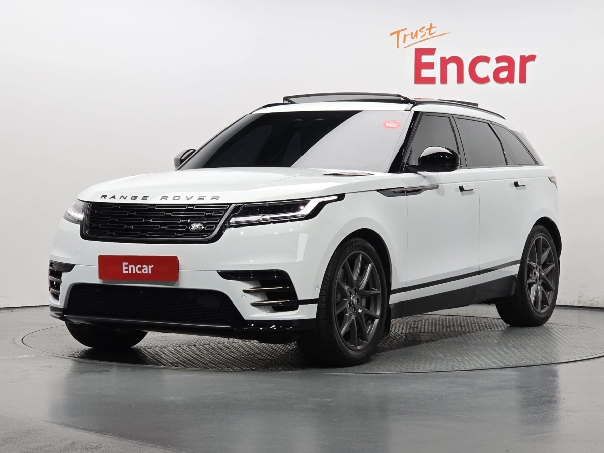 LAND ROVER RANGE ROVER VELAR  2025