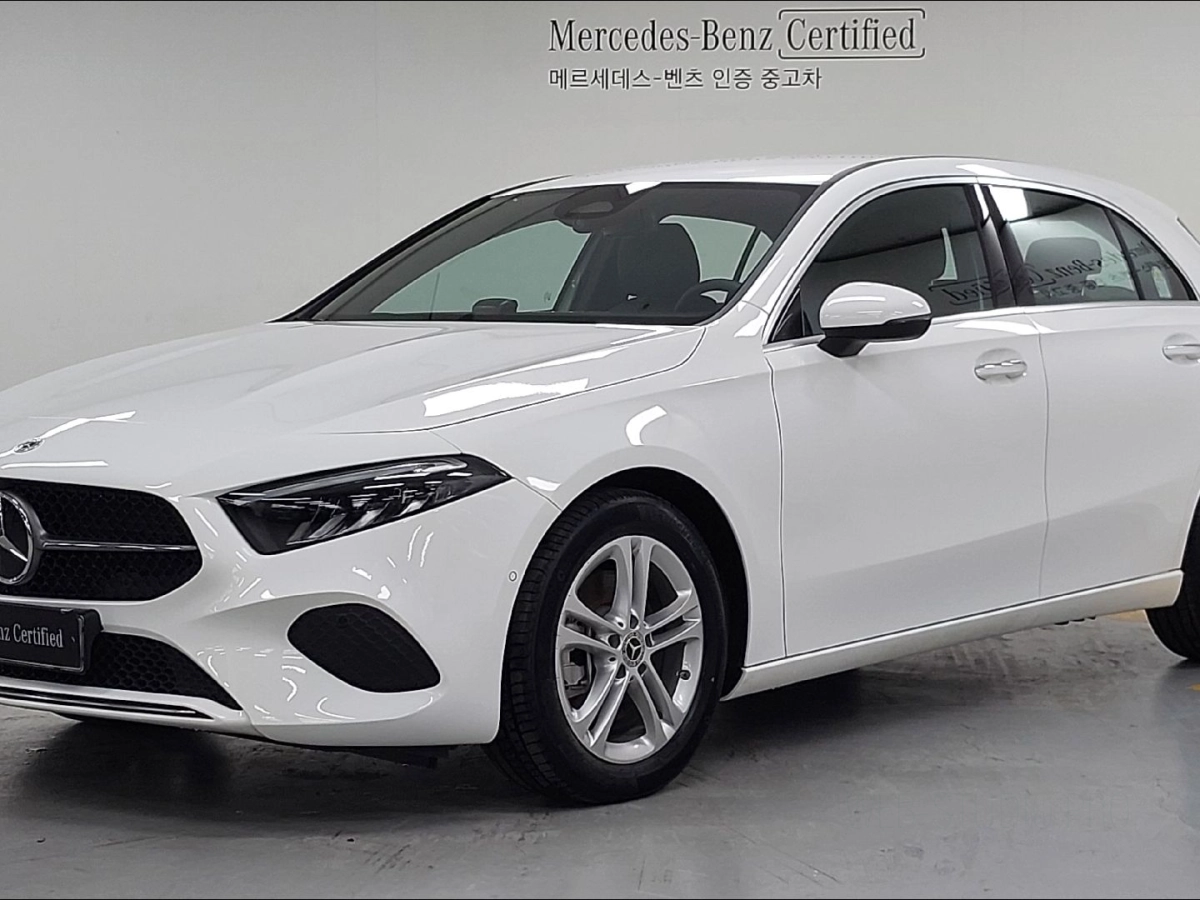 MERCEDES BENZ A-CLASS W177