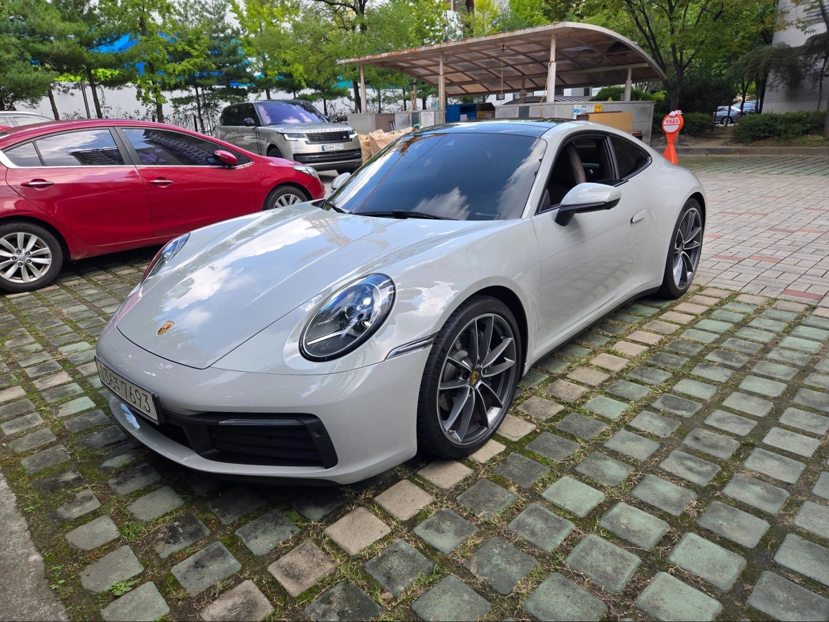 PORSCHE 911 992  2021