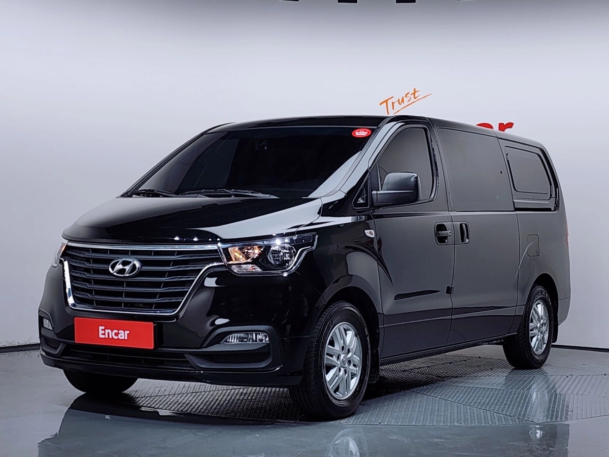 HYUNDAI STAREX GRAND