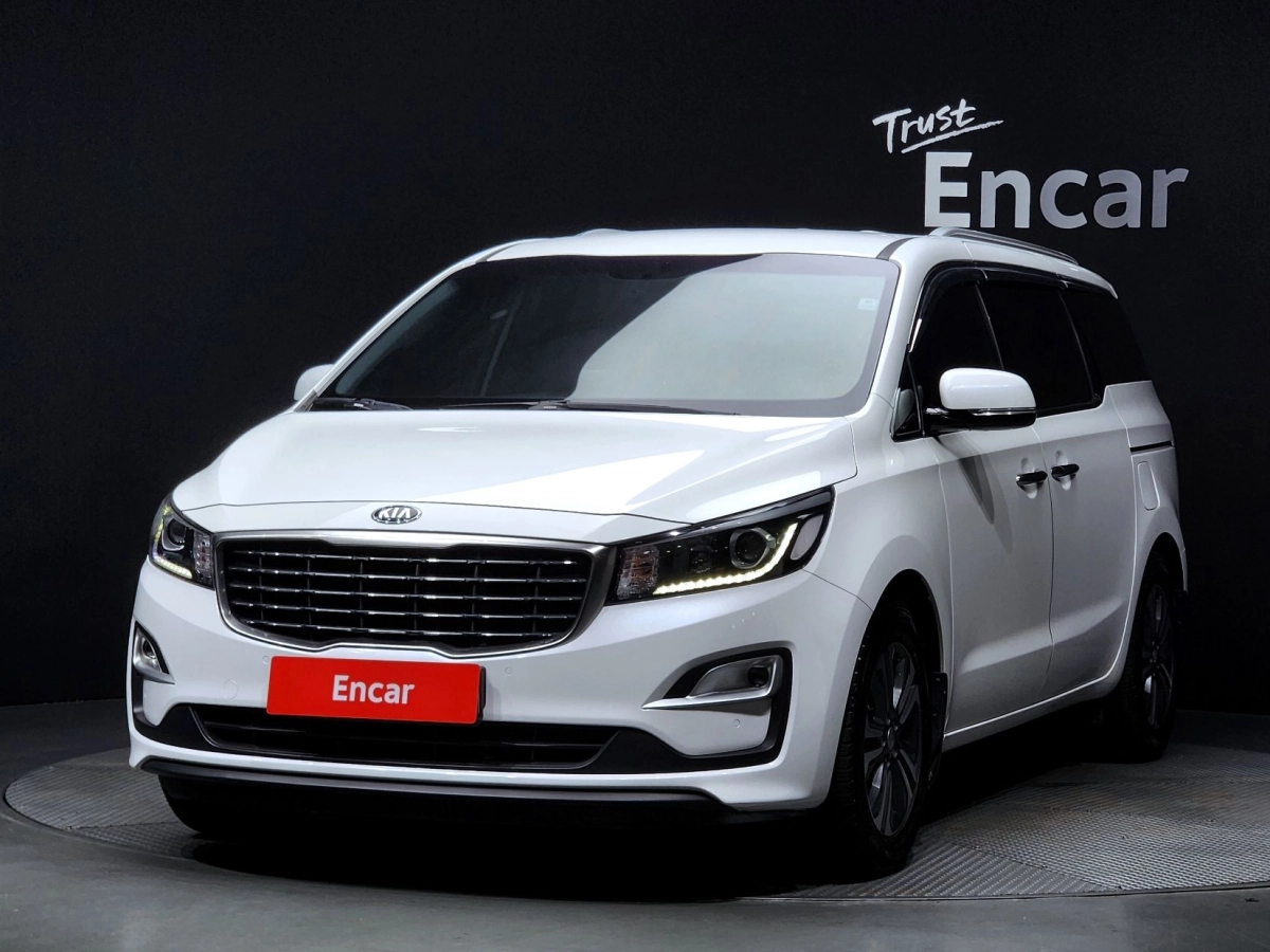 KIA CARNIVAL 2019