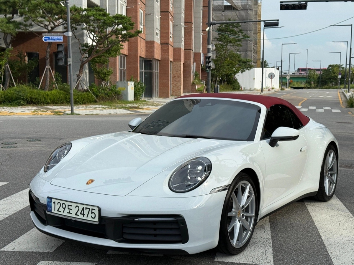 PORSCHE 911 992  2021