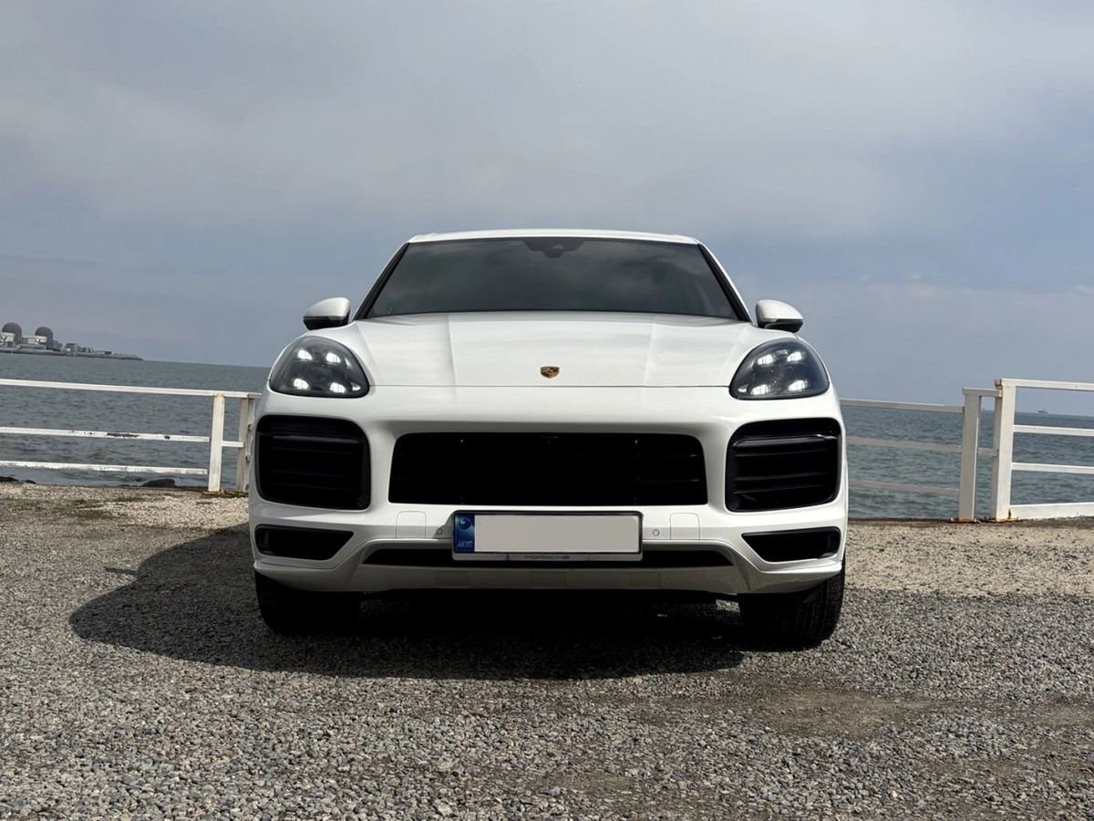 PORSCHE CAYENNE PO536