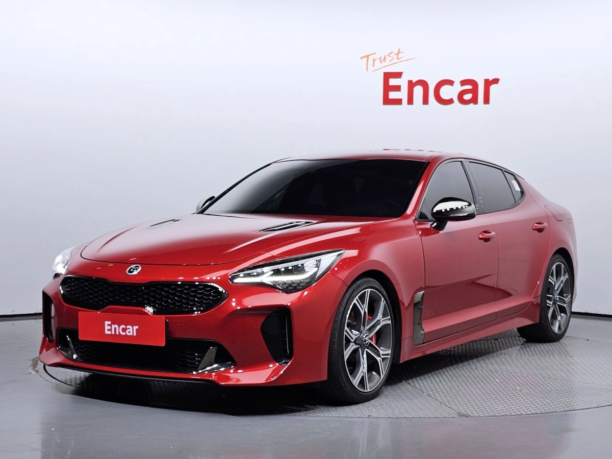 KIA STINGER