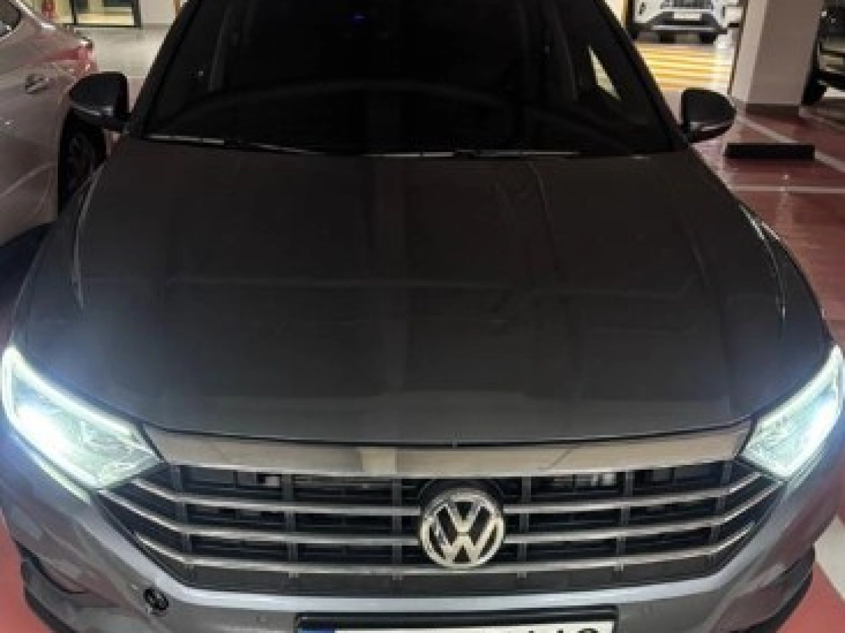 VOLKSWAGEN JETTA 2020