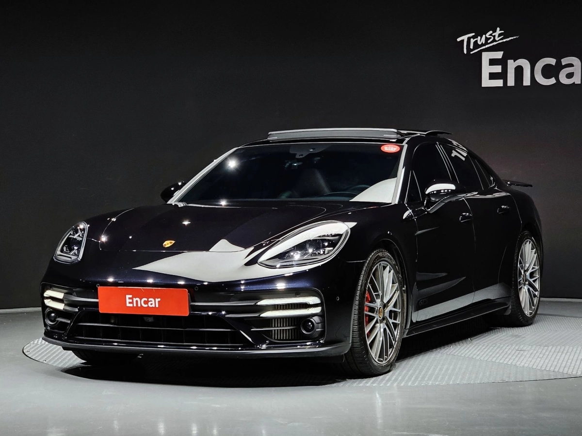 PORSCHE PANAMERA 971