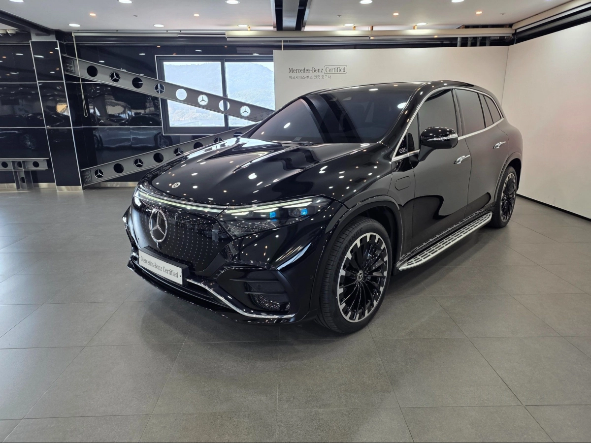 MERCEDES BENZ EQS SUV X296