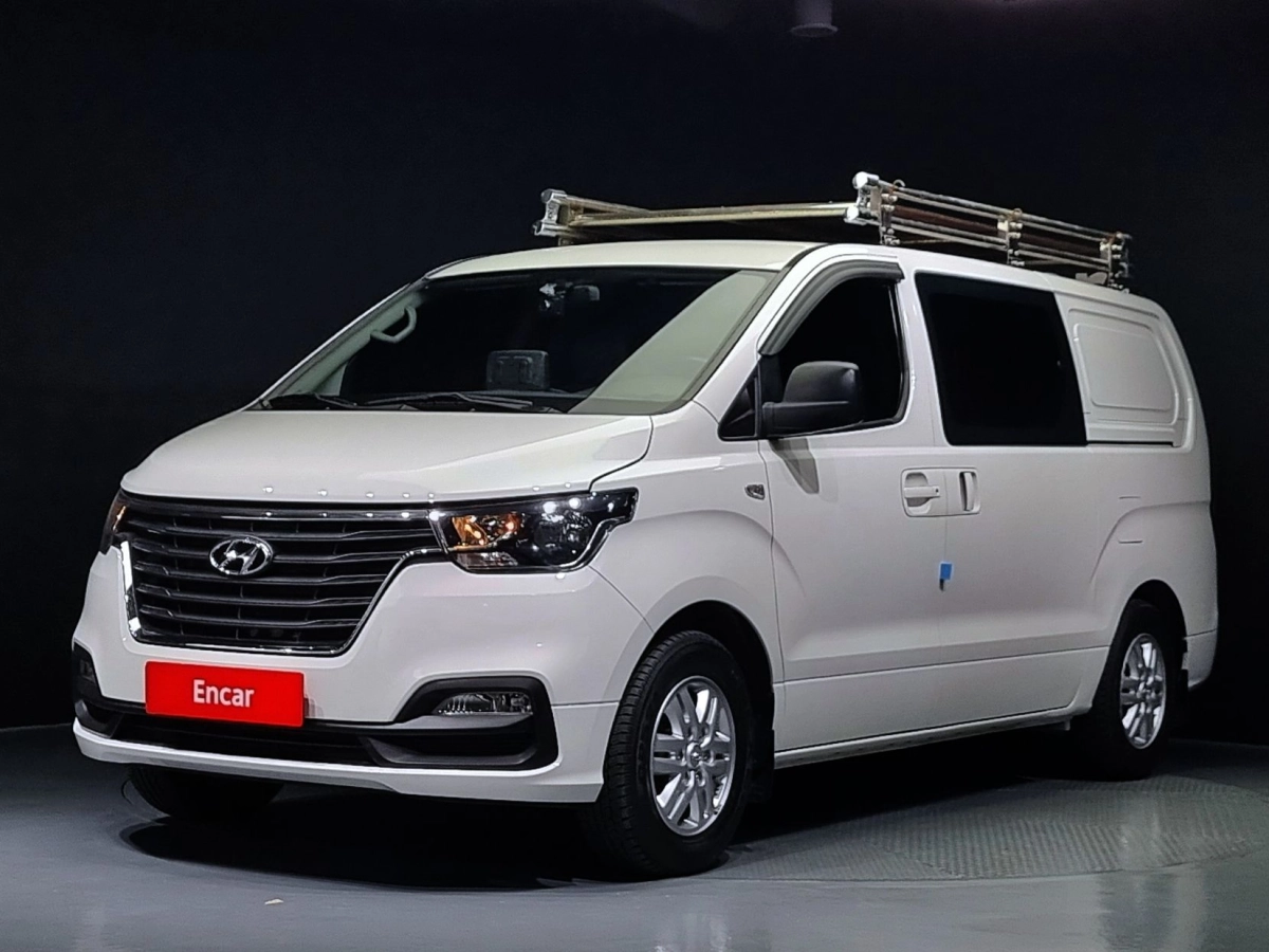 HYUNDAI STAREX GRAND