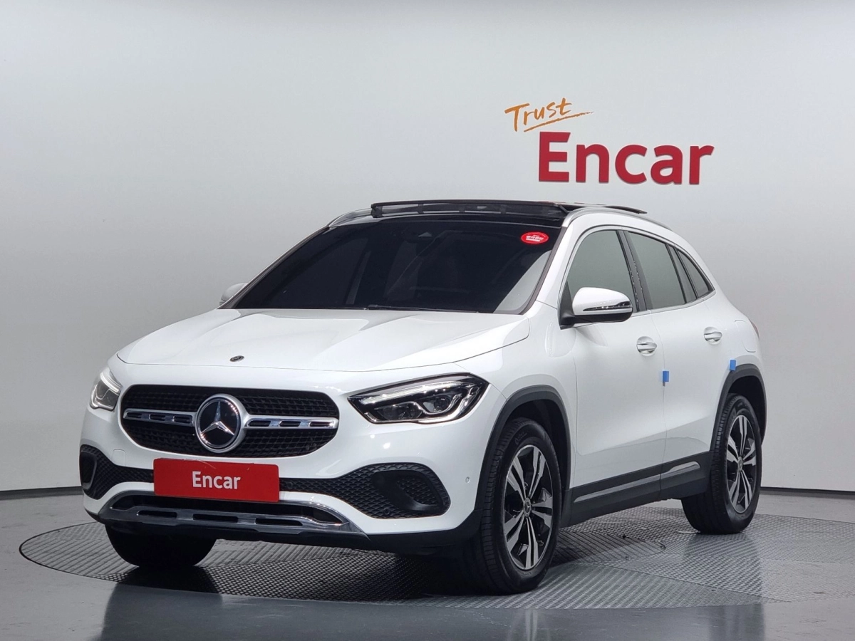 MERCEDES BENZ GLA-CLASS H247