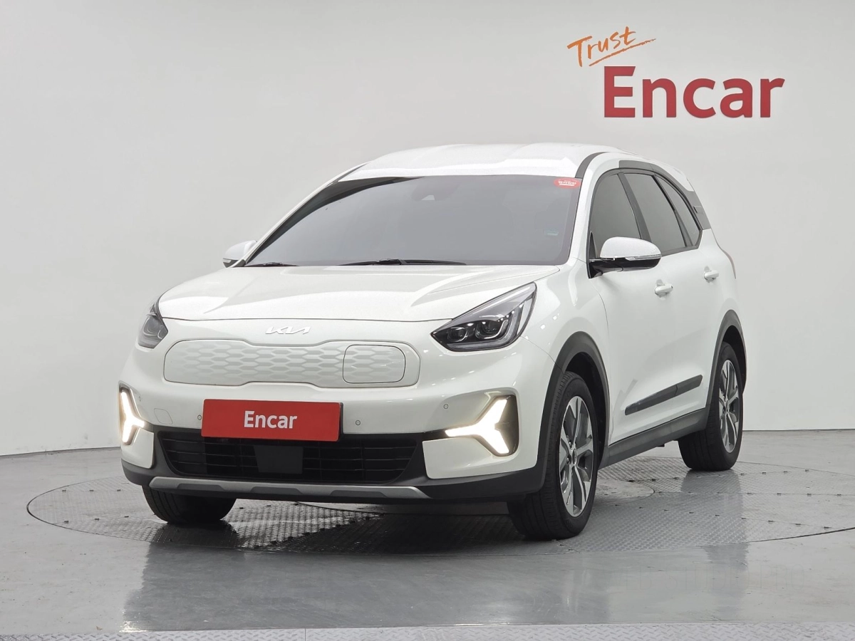 KIA NIRO PLUS