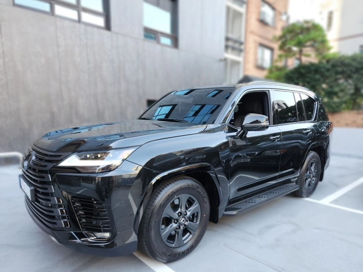 LEXUS LX  2025