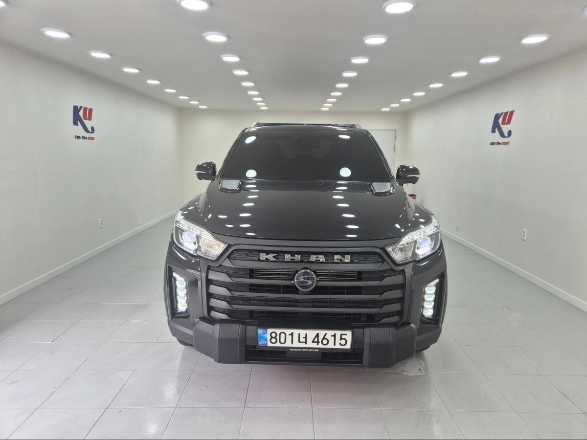 SSANGYONG REXTON SPORTS CAR