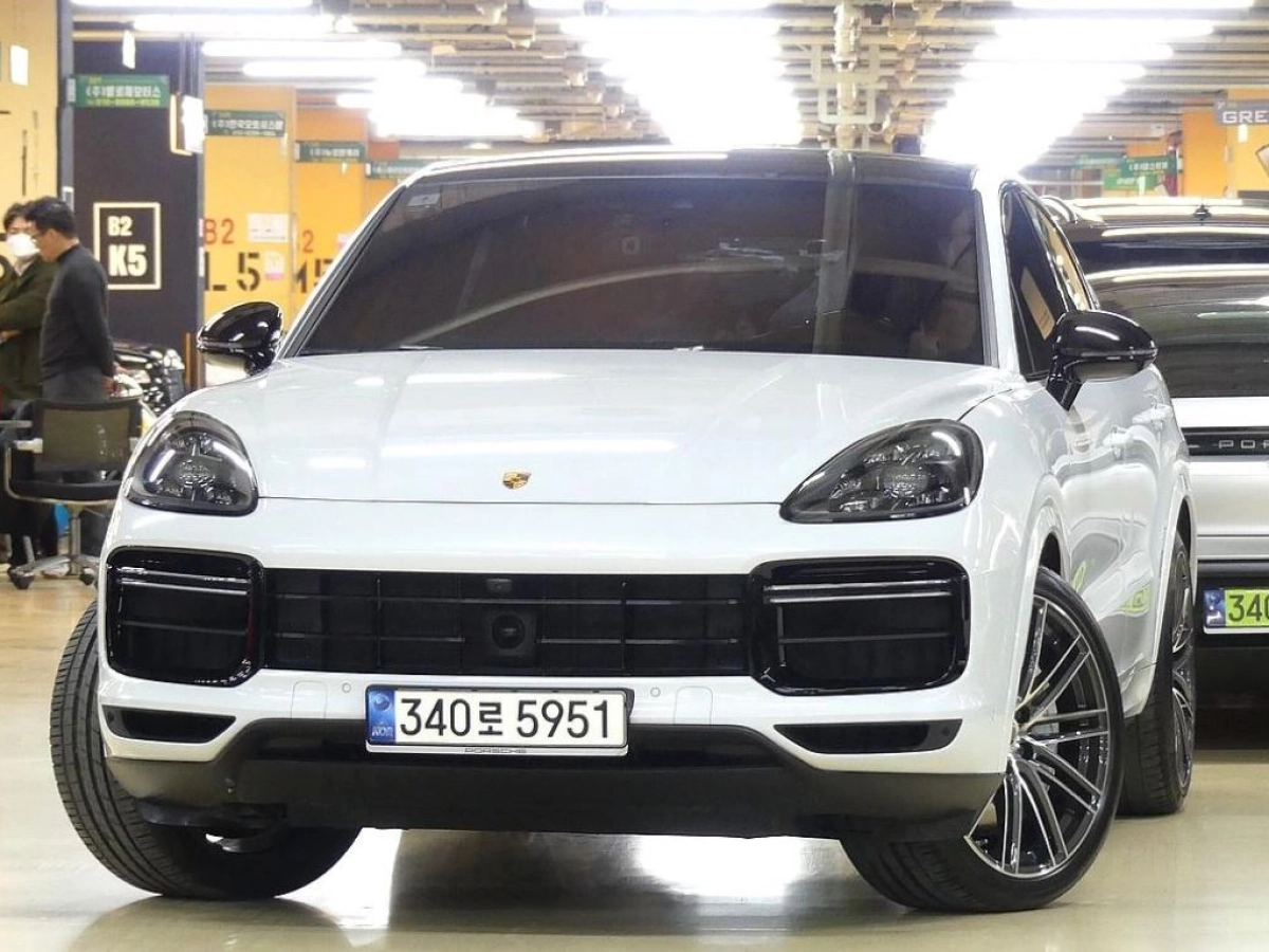 PORSCHE CAYENNE PO536