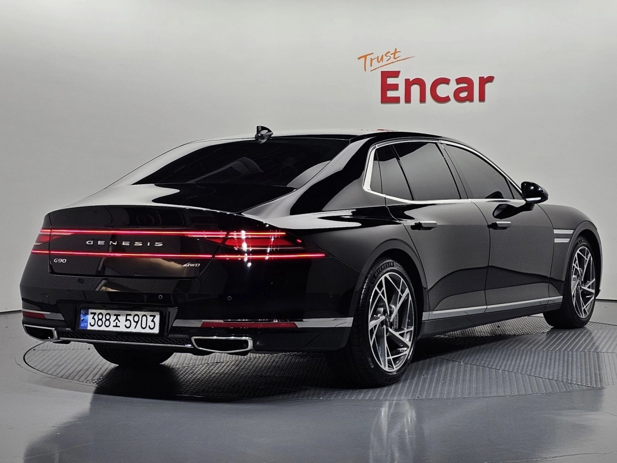 GENESIS G90 RS4