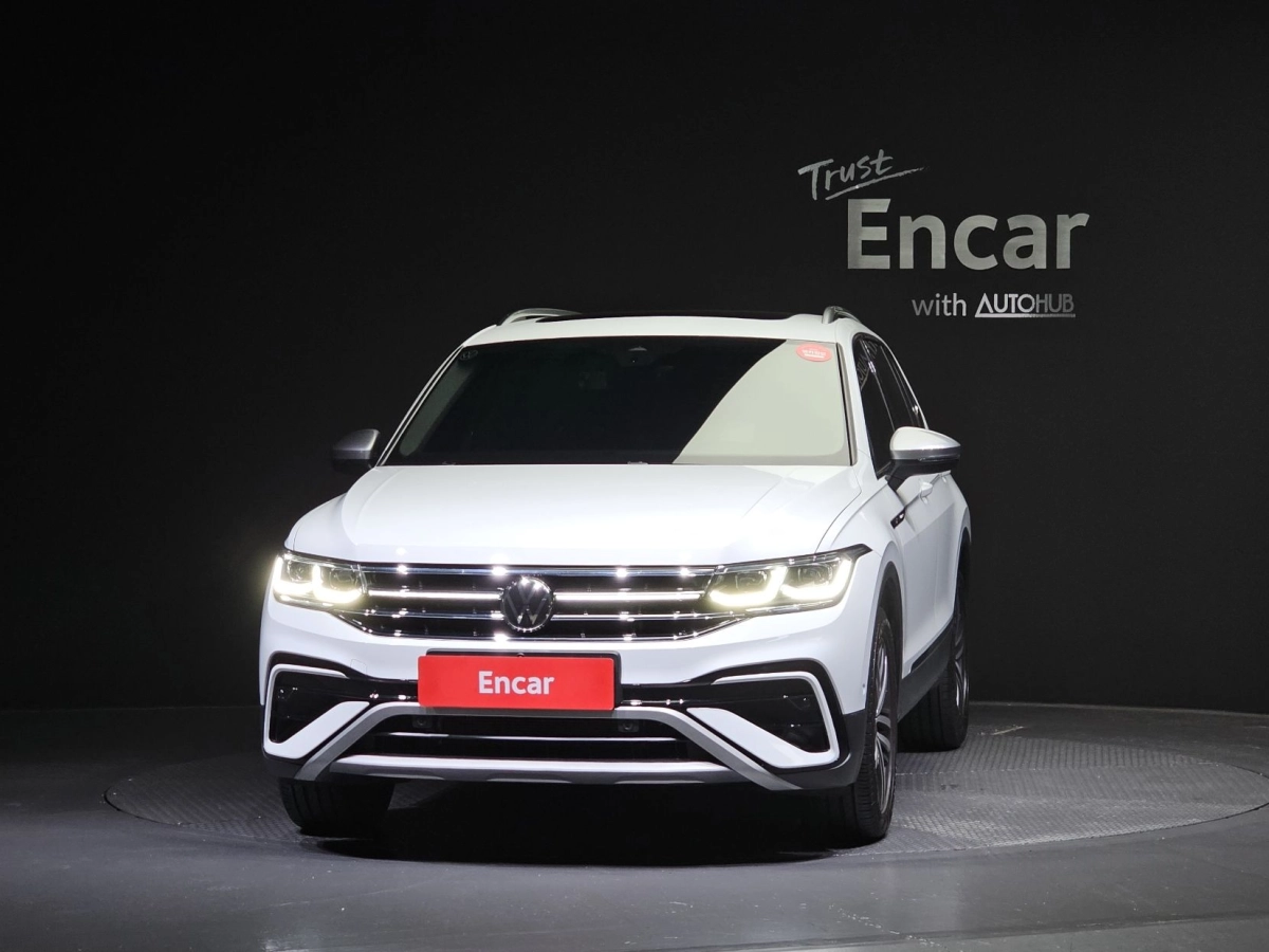 VOLKSWAGEN TIGUAN ALLSPACE