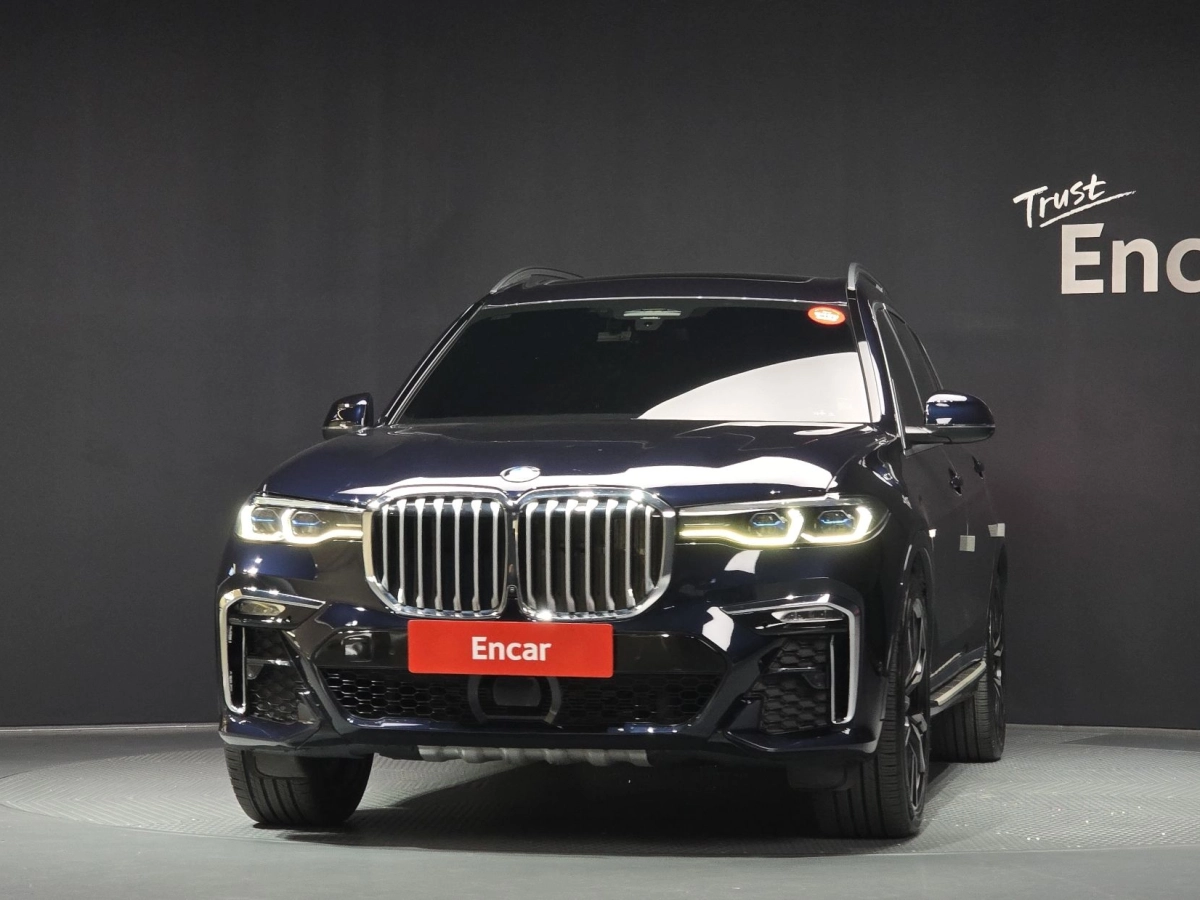 BMW X7 G07
