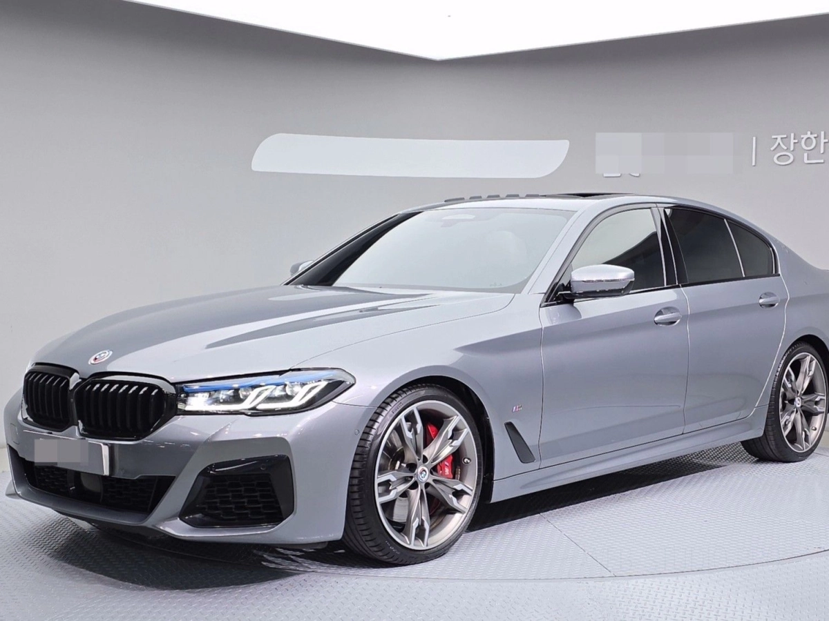 BMW 5-SERIES G30 2023