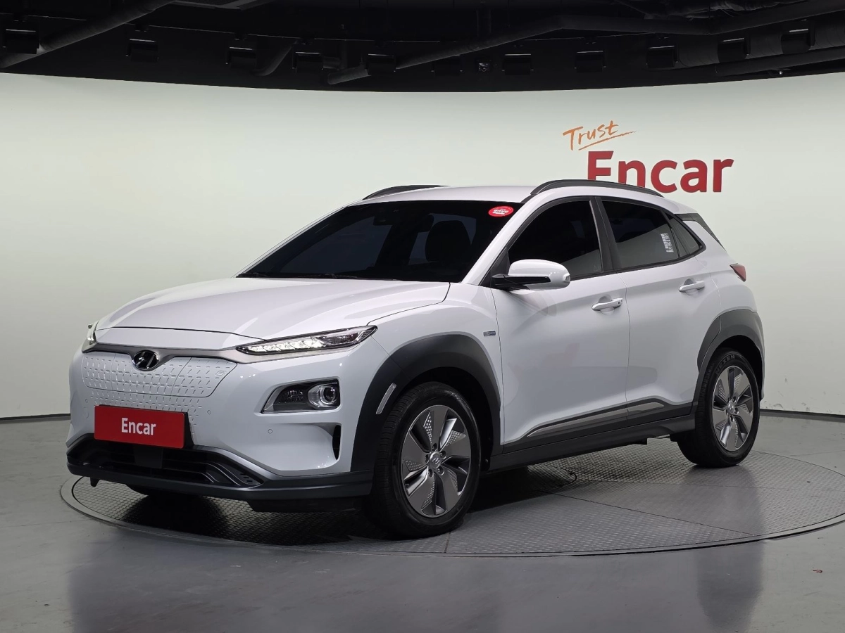 HYUNDAI KONA ELECTRIC