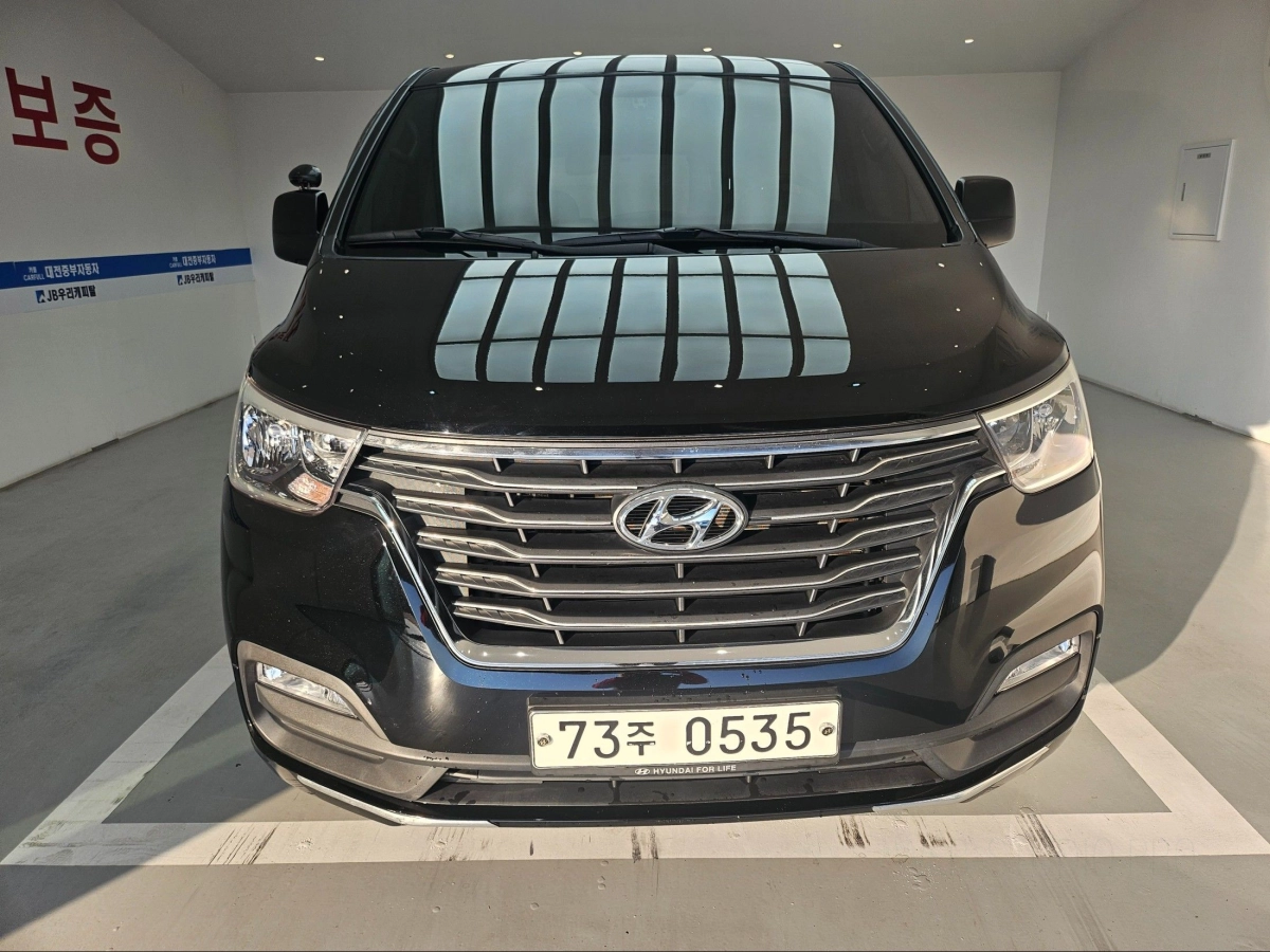 HYUNDAI STAREX GRAND  2020