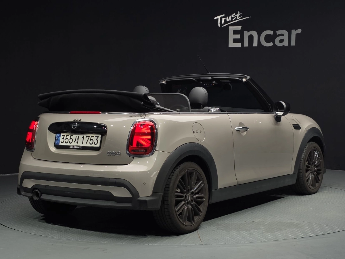 MINI COOPER CONVERTIBLE