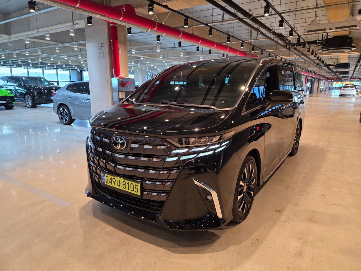 TOYOTA ALPHARD