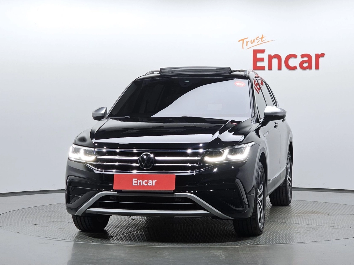 VOLKSWAGEN TIGUAN ALLSPACE