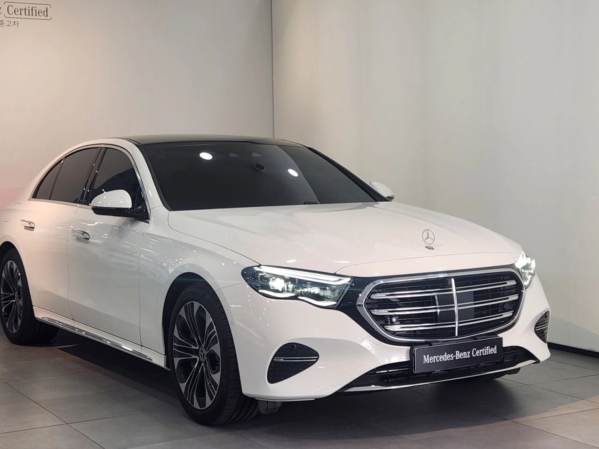 MERCEDES BENZ E-CLASS W214  2025