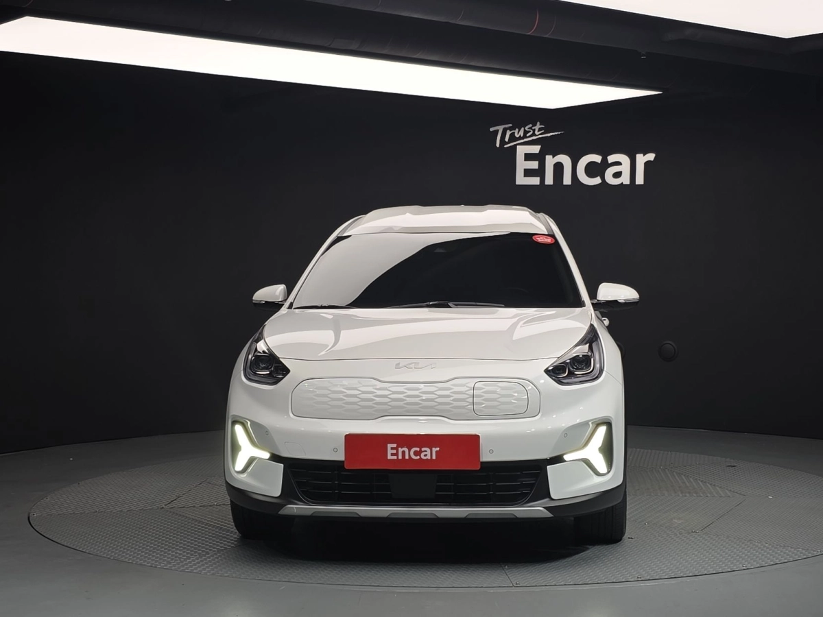KIA NIRO PLUS