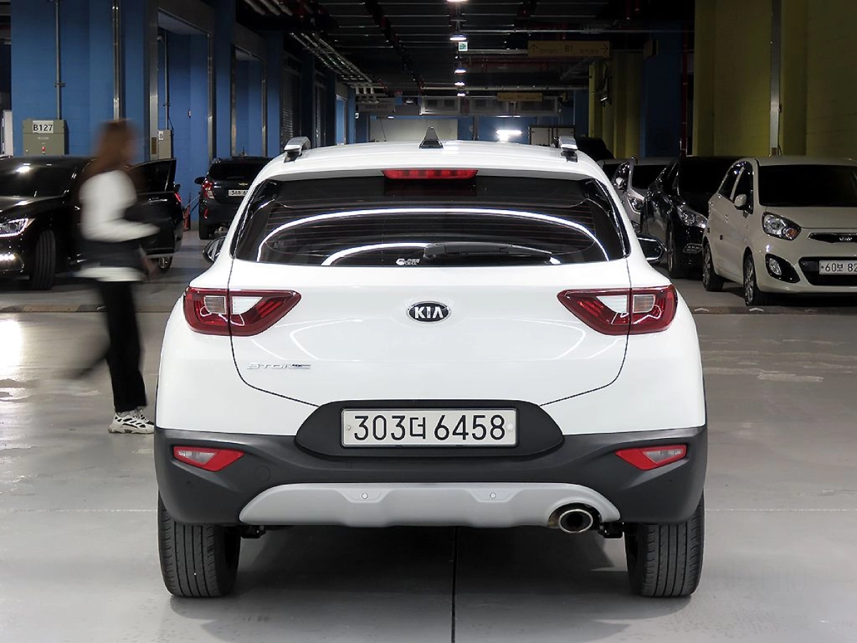 KIA STONIC
