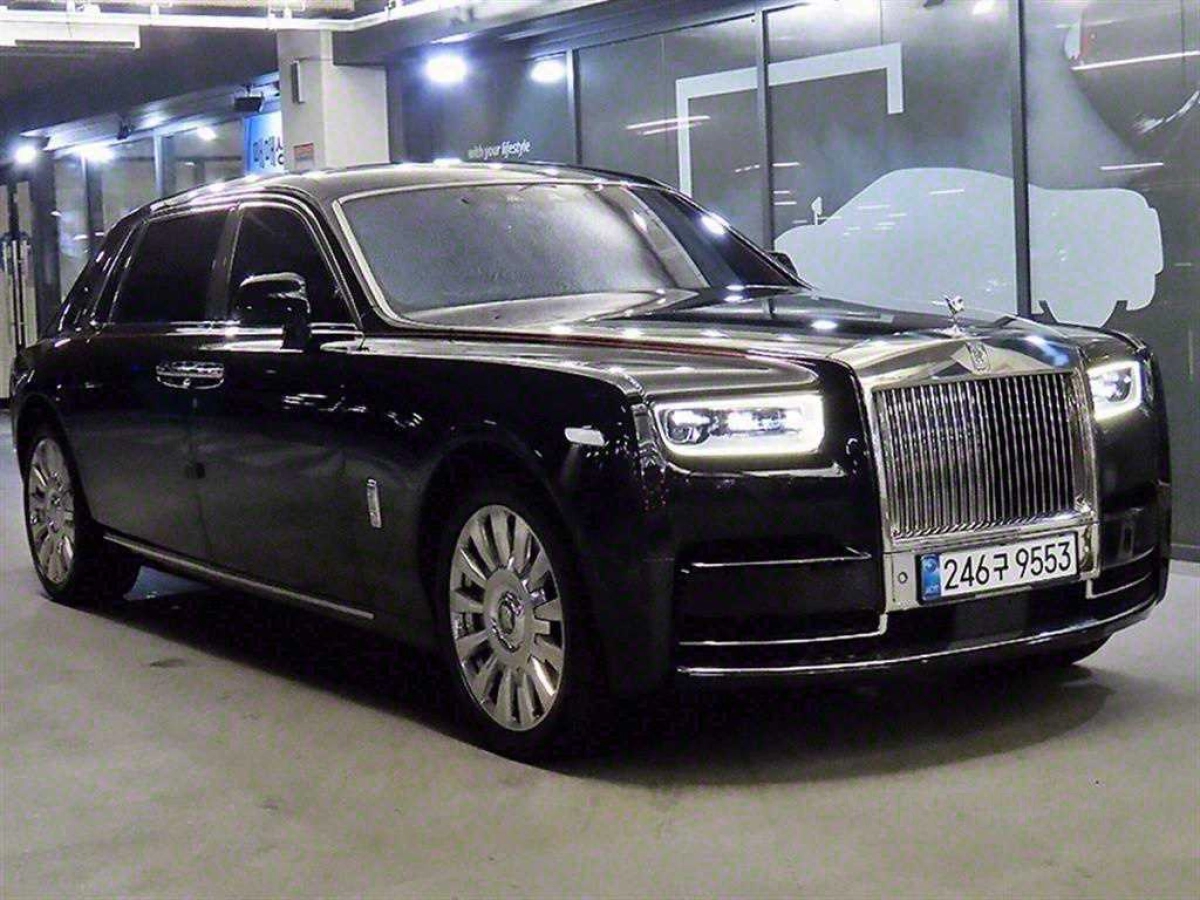 ROLLS ROYCE PHANTOM