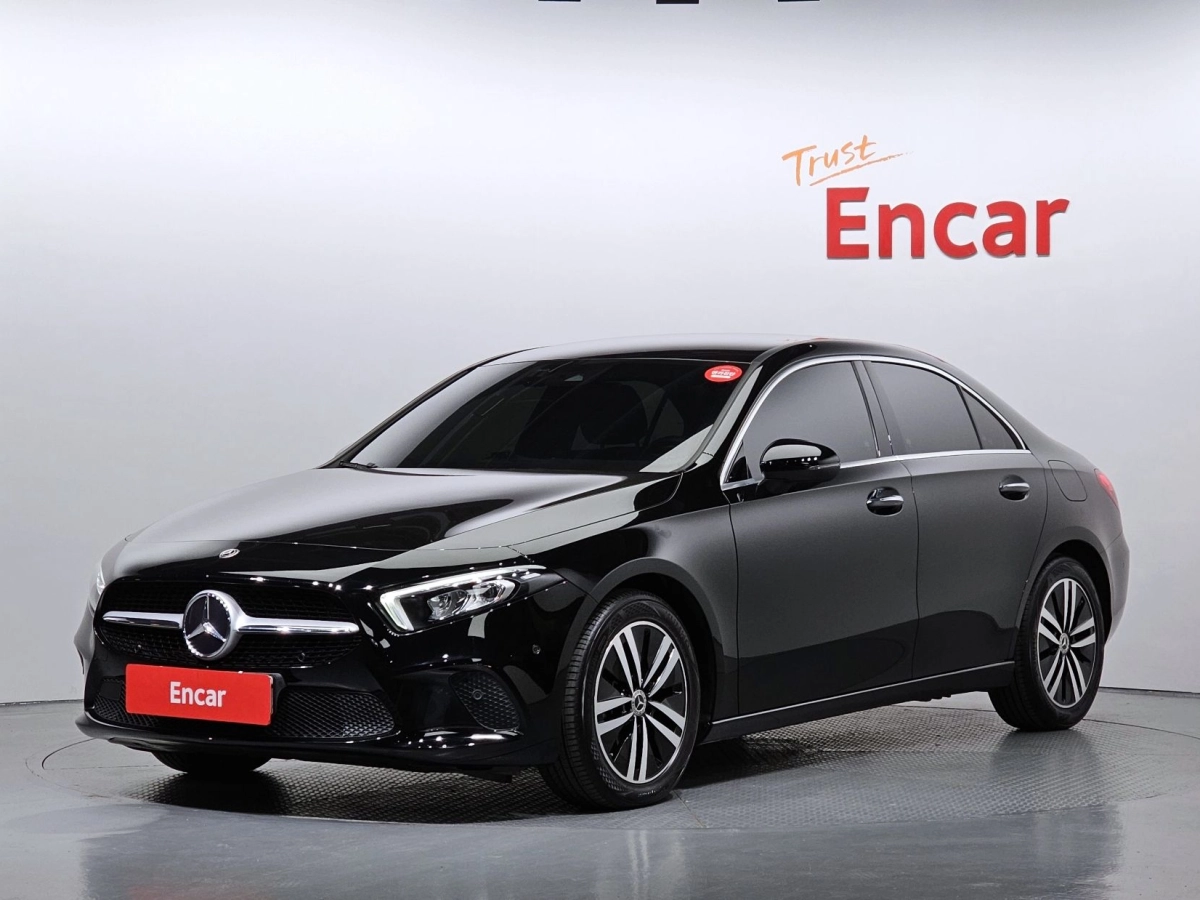 MERCEDES BENZ A-CLASS W177