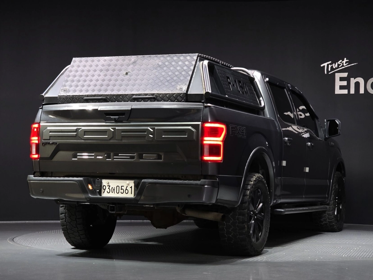 FORD F150