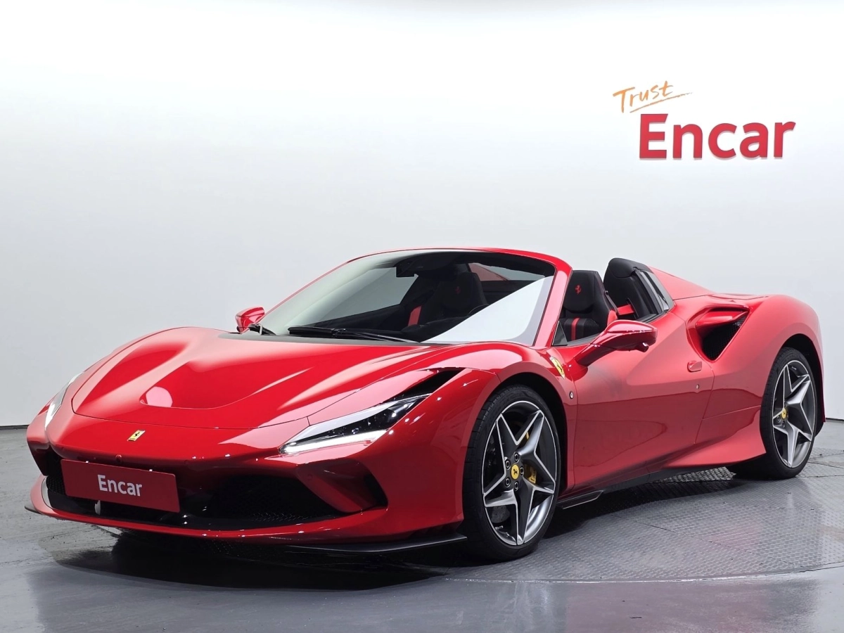 FERRARI F8 SPIDER