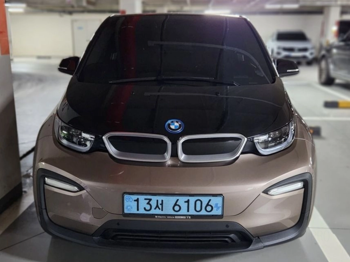 BMW I3