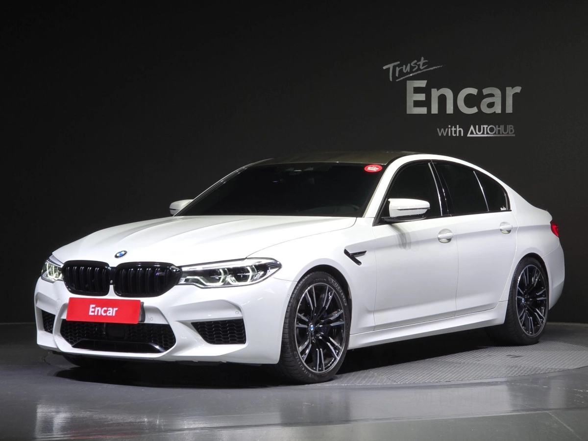 BMW M5 F90 2019