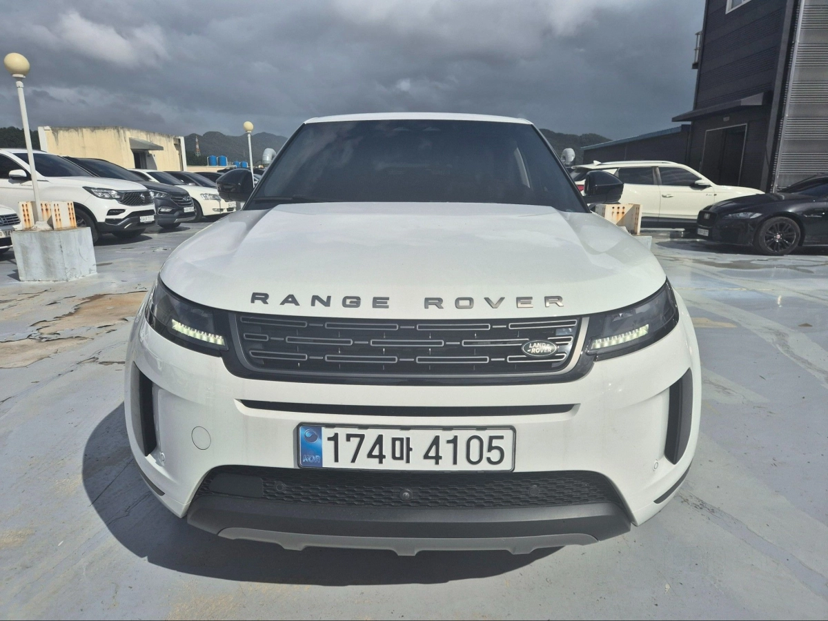 LAND ROVER RANGE ROVER EVOQUE  2024
