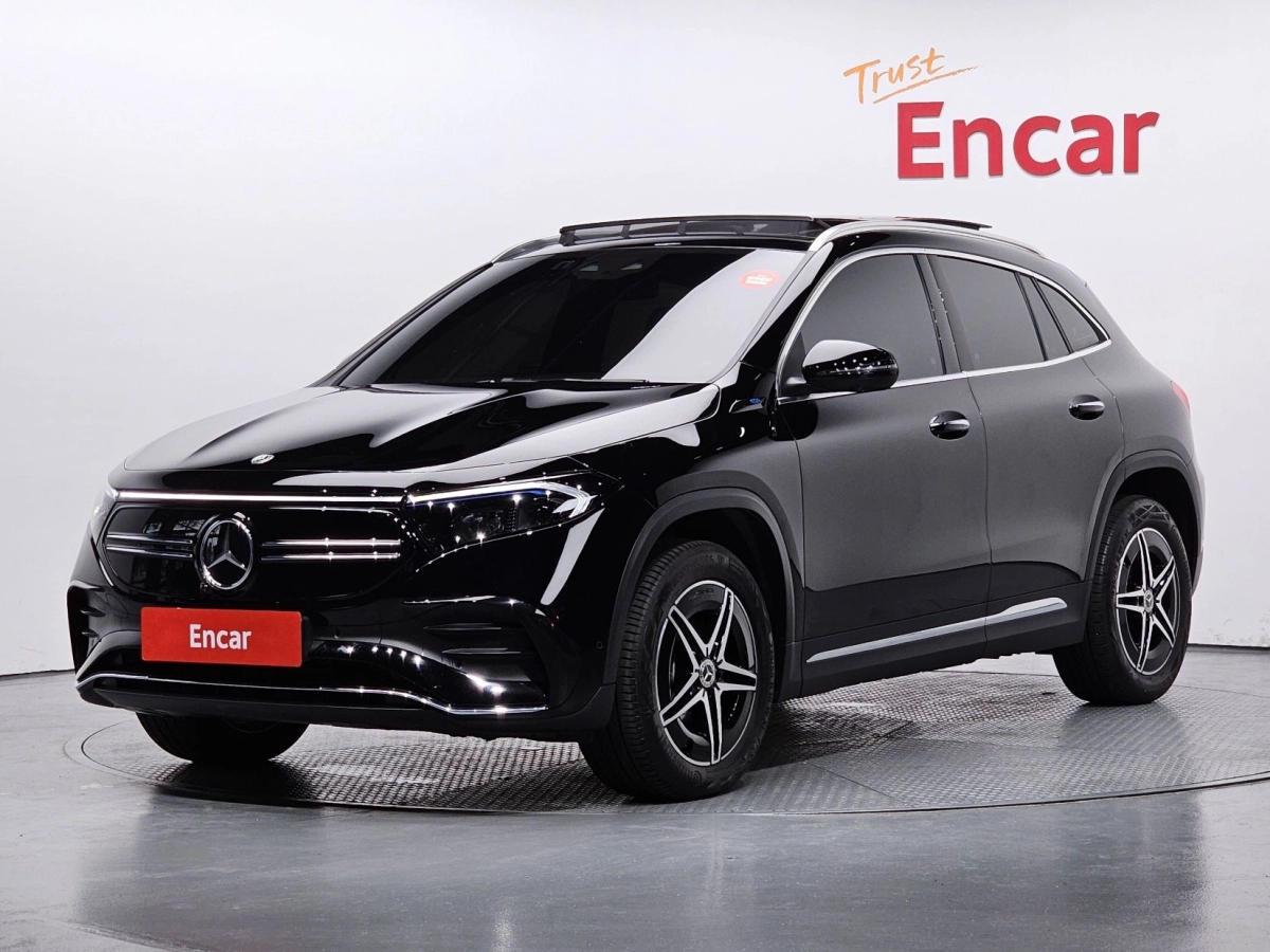 MERCEDES BENZ EQA H243