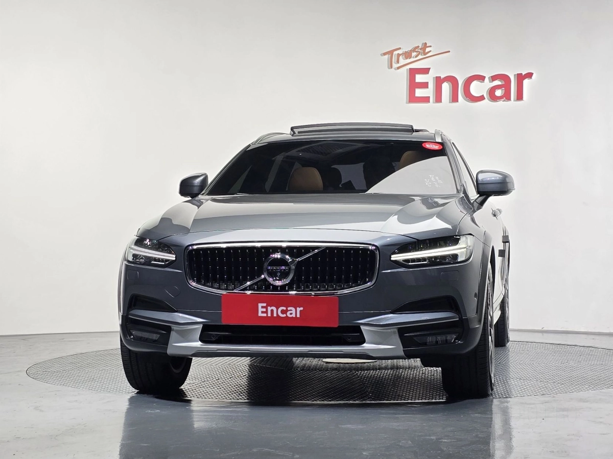 VOLVO V90 CROSS COUNTRY