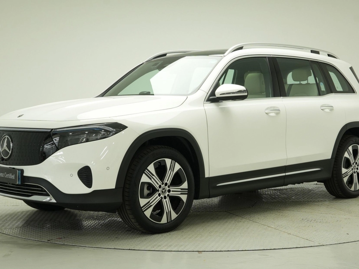 MERCEDES BENZ EQB X243  2024