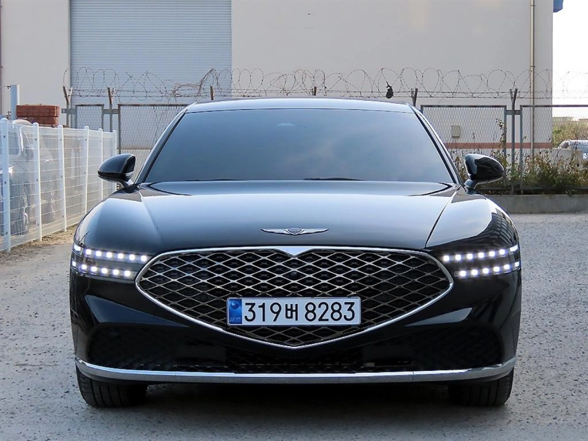 GENESIS G90 RS4  2025